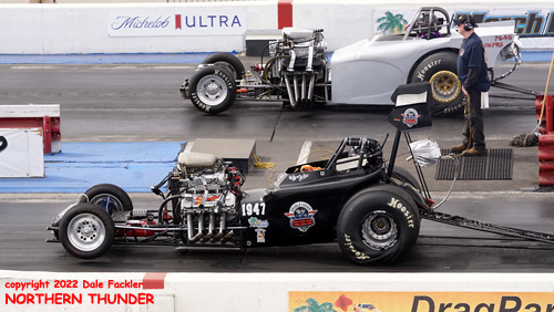 Ken Fullerton (near lane) vs George Johns (far lane) - 7.0 PRO